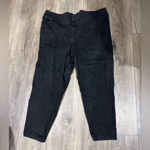 Women’s Black Pants